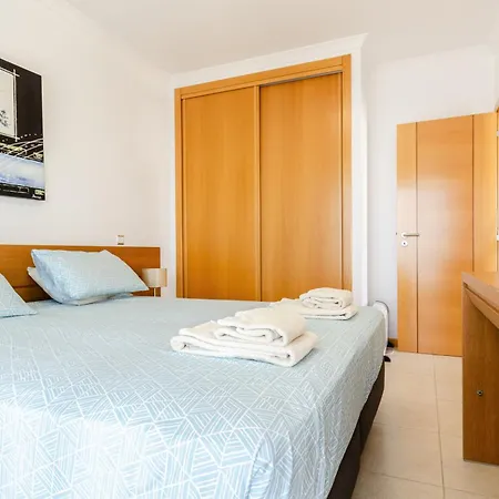 Penthouse Apartment, Superb Sea View 1 Bedroom, Verandas Do Mar At02 Apartament